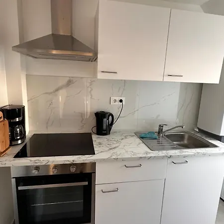 Möbilierte Monteurunterkunft In Wolfsburgs Zentrum 1 *